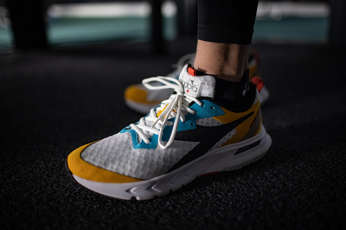 diadora blushield mythos